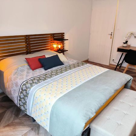 Le Temps D'Un Moment Apartment Troyes Exterior photo