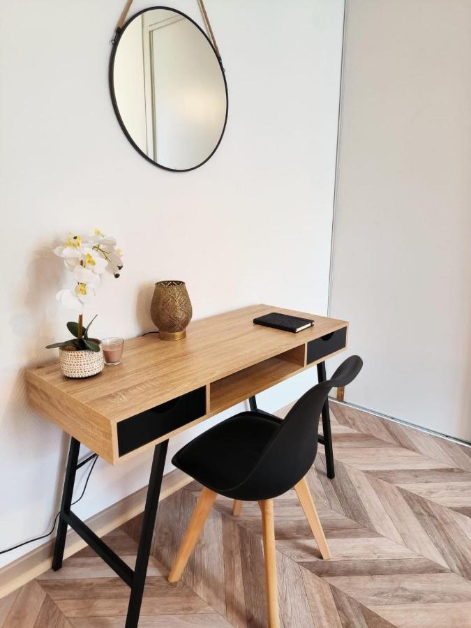 Le Temps D'Un Moment Apartment Troyes Exterior photo