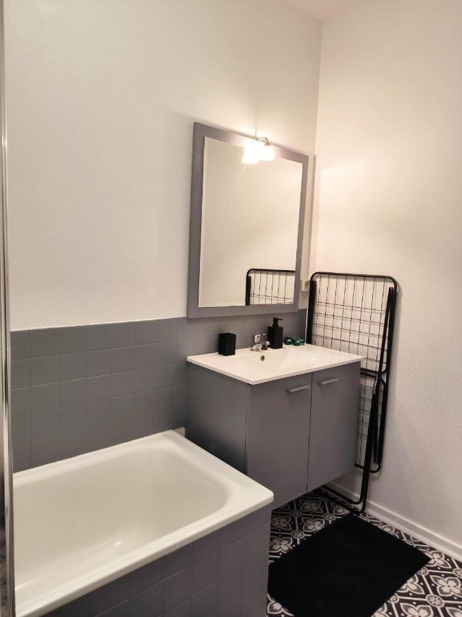 Le Temps D'Un Moment Apartment Troyes Exterior photo