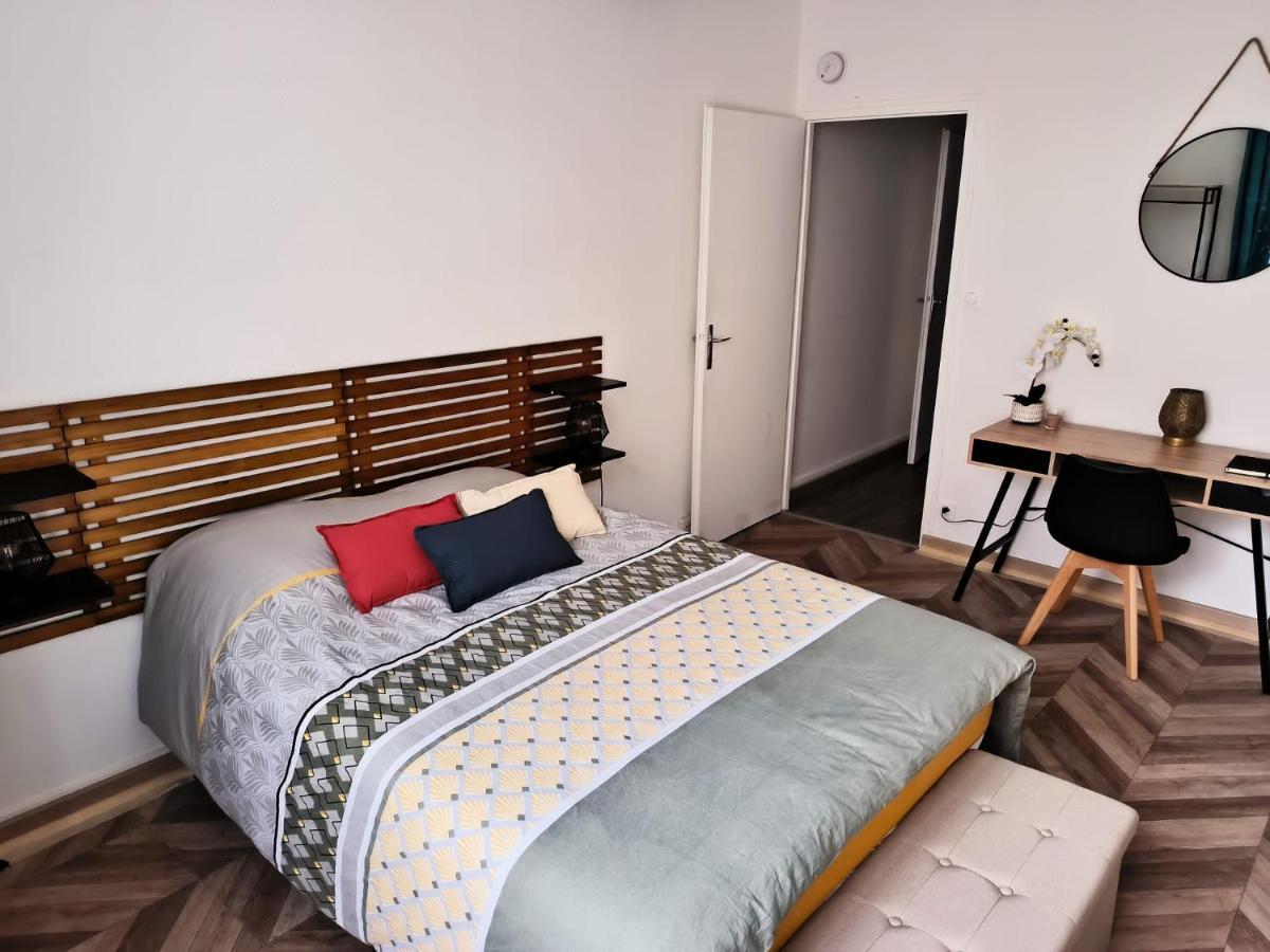 Le Temps D'Un Moment Apartment Troyes Exterior photo