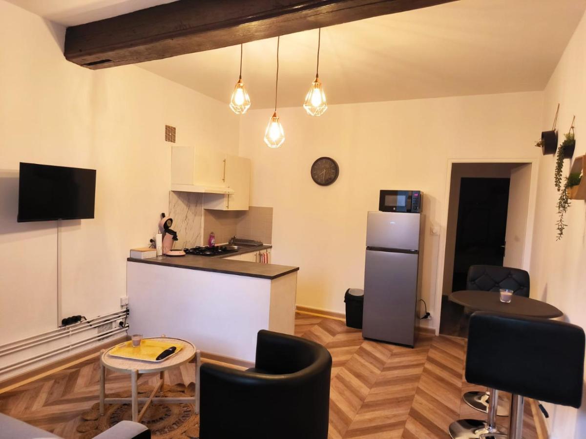 Le Temps D'Un Moment Apartment Troyes Exterior photo